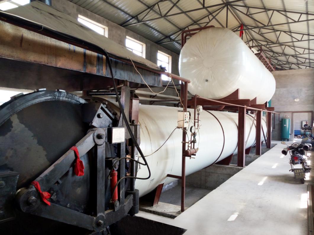 防腐油木桿機動罐